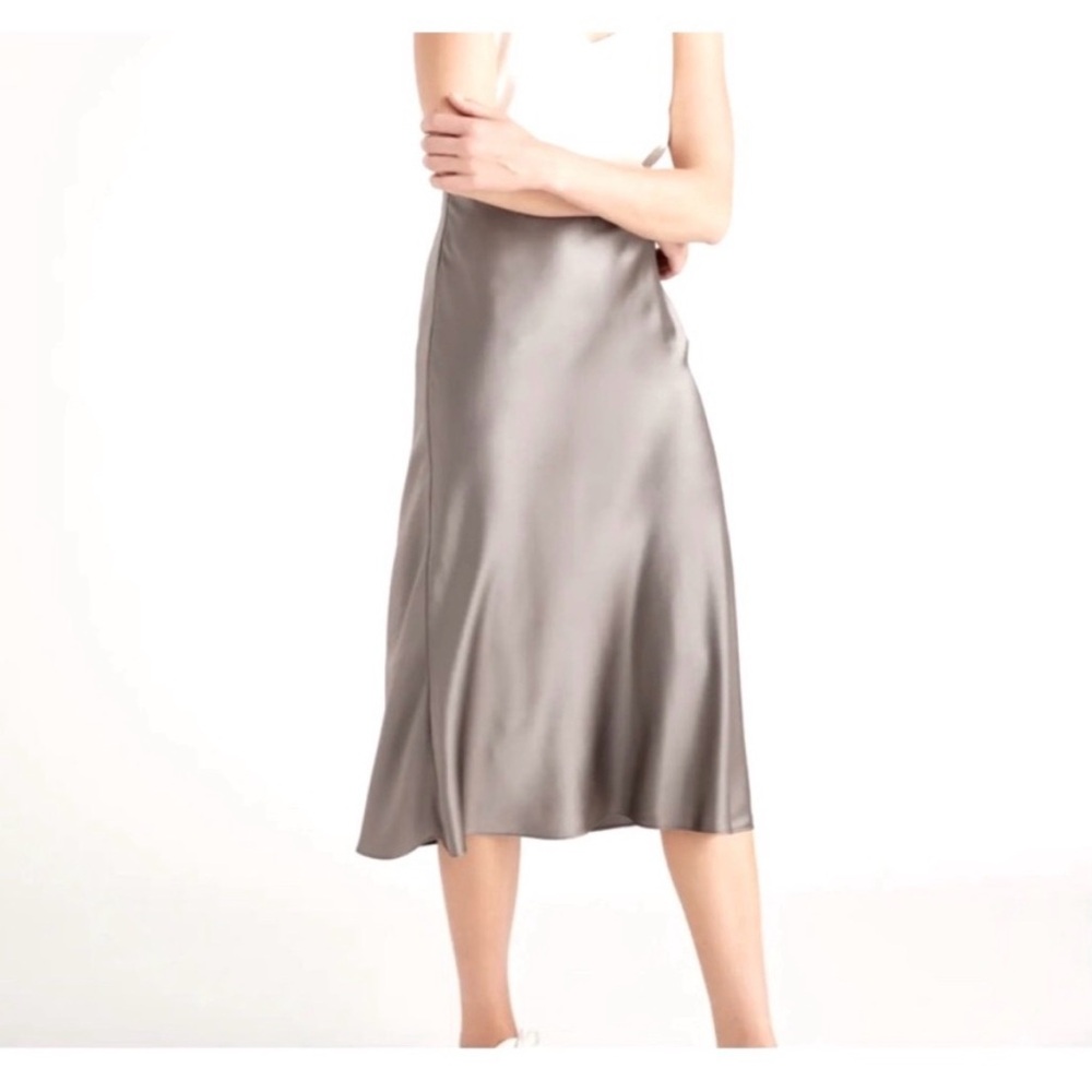 NWT Quince grey 100% silk skirt size XS